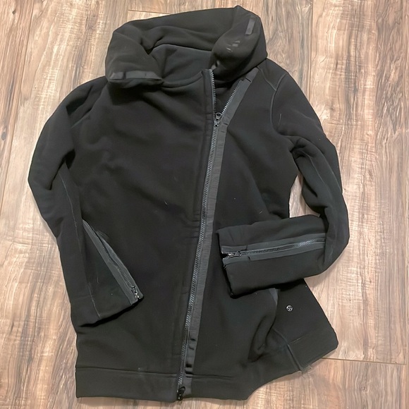 Lululemon Moto Asymmetrical Black Full Zip size 6 - Picture 4 of 10